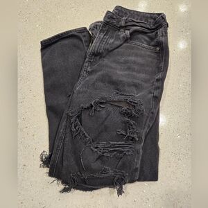 American Eagle Outfitters Women's Black Distressed Mom Jeans; size 4 x-short